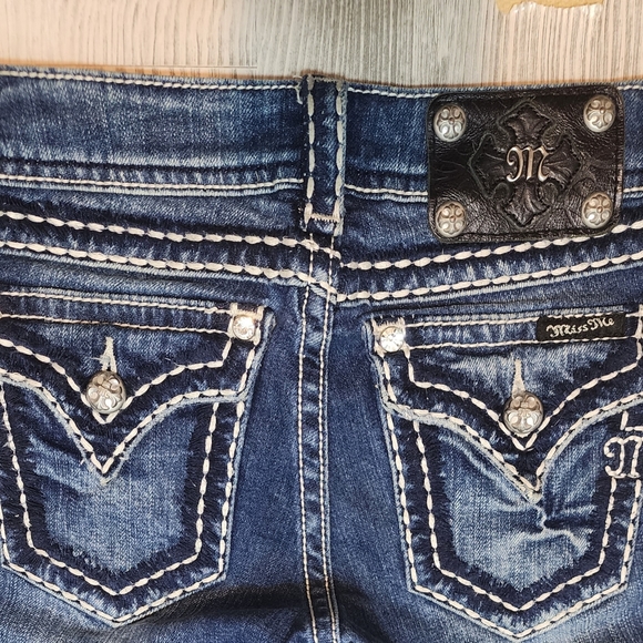 Miss Me Jean's - Picture 5 of 8